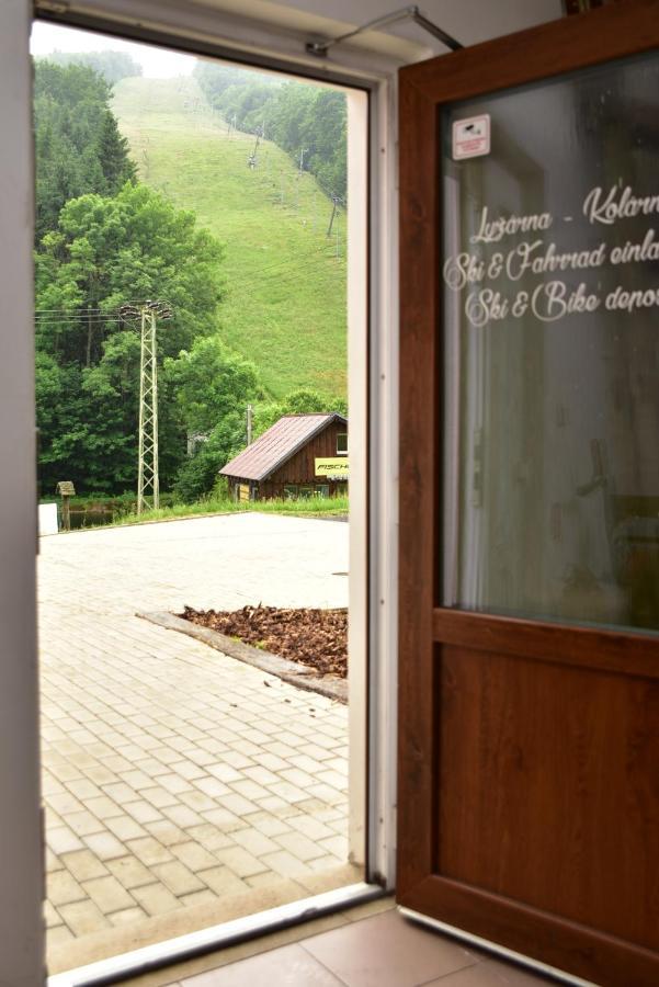 Pension U Krbu Mikulov v Krusnych Horach Esterno foto