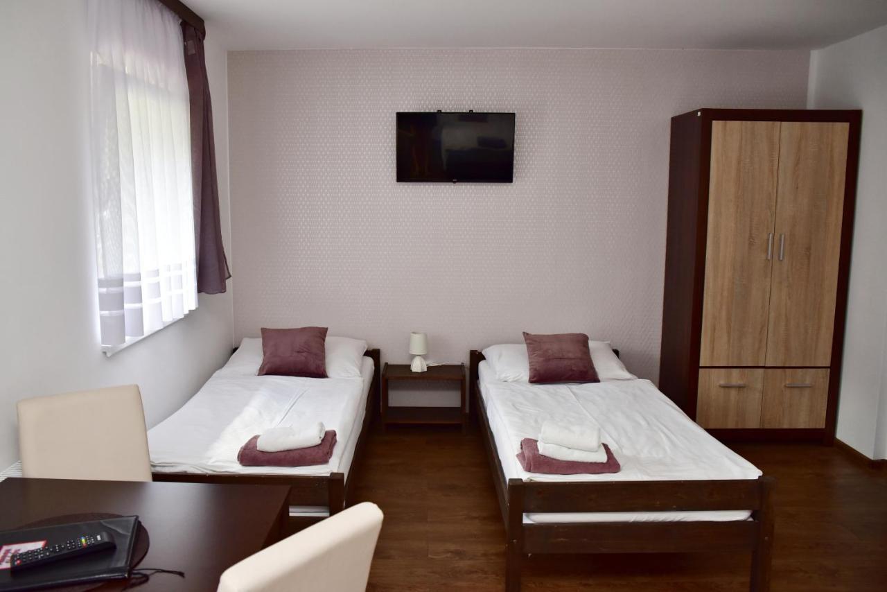 Pension U Krbu Mikulov v Krusnych Horach Esterno foto